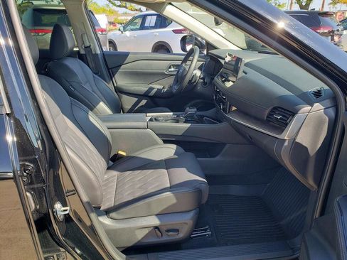 Certified 2025 Nissan Rogue Platinum w/ Platinum Premium Package image 26