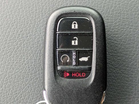 Used 2025 Honda Pilot Touring image 40