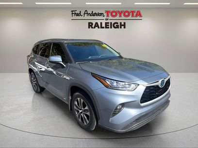 Used 2020 Toyota Highlander XLE