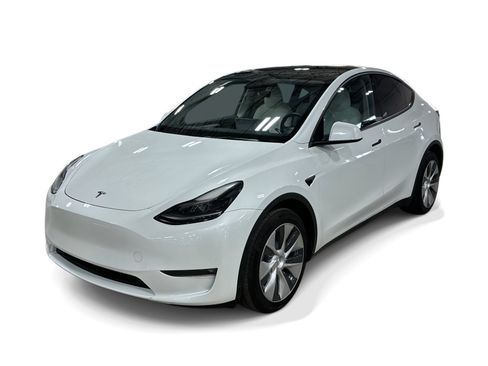 Certified 2023 Tesla Model Y Long Range AWD/4WD image 14