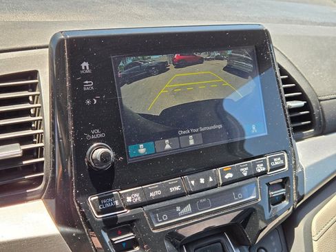 Used 2019 Honda Odyssey EX image 11