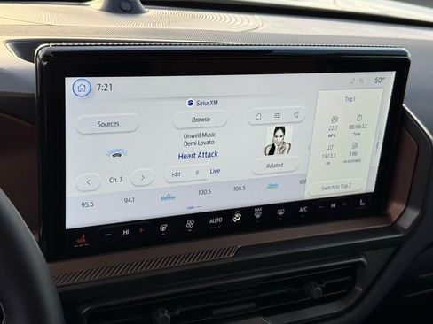 New 2025 Ford Bronco Sport Outer Banks w/ Outer Banks Tech Package+ AWD/4WD image 14