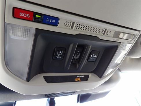 Used 2022 Subaru Forester Limited AWD/4WD image 26