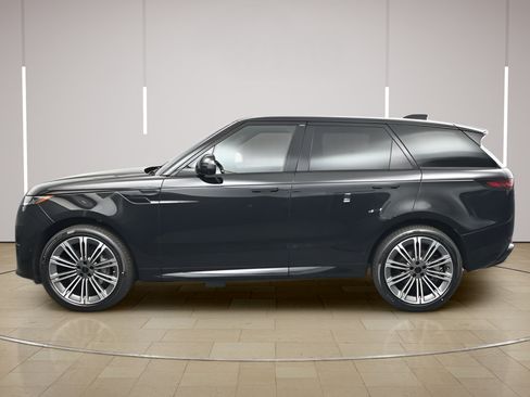 New 2026 Land Rover Range Rover Sport Dynamic SE AWD/4WD image 2