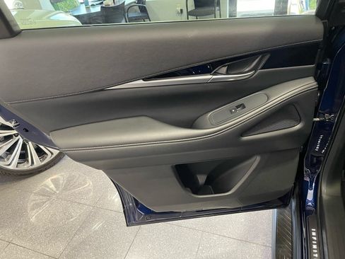 Used 2025 INFINITI QX60 Pure w/ Cargo Package FWD image 33
