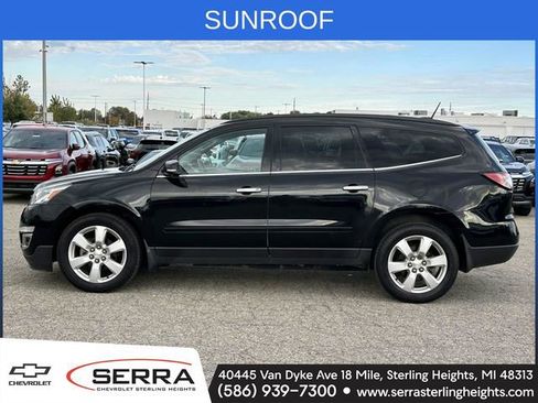 Certified 2017 Chevrolet Traverse LT w/ Style and Technology Package image 2