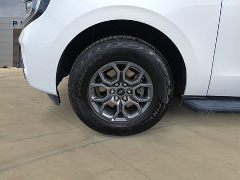 Certified 2025 Ford Expedition Max Active RWD image 14