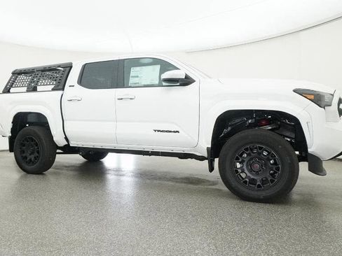 New 2025 Toyota Tacoma SR5 image 28