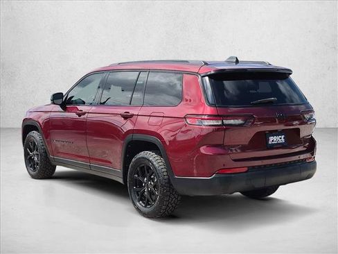 Used 2022 Jeep Grand Cherokee L Laredo AWD/4WD image 8