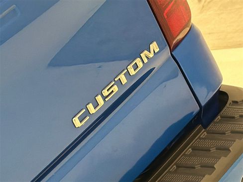 Used 2022 Chevrolet Silverado 1500 Custom image 8