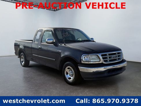 Used 1999 Ford F150 2WD SuperCab image 1