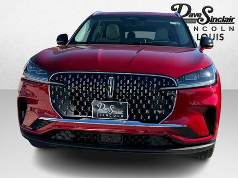 Used 2025 Lincoln Aviator Reserve w/ Equipment Group 201A AWD/4WD image 2
