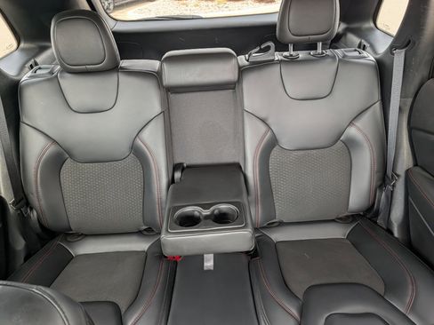 Used 2020 Jeep Cherokee Trailhawk w/ Comfort/Convenience Group AWD/4WD image 13