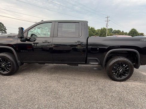 New 2026 Chevrolet Silverado 2500 Custom w/ Custom Value Package AWD/4WD image 11