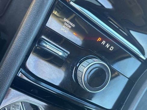 Used 2022 Jeep Grand Cherokee L Limited w/ Luxury Tech Group II image 29