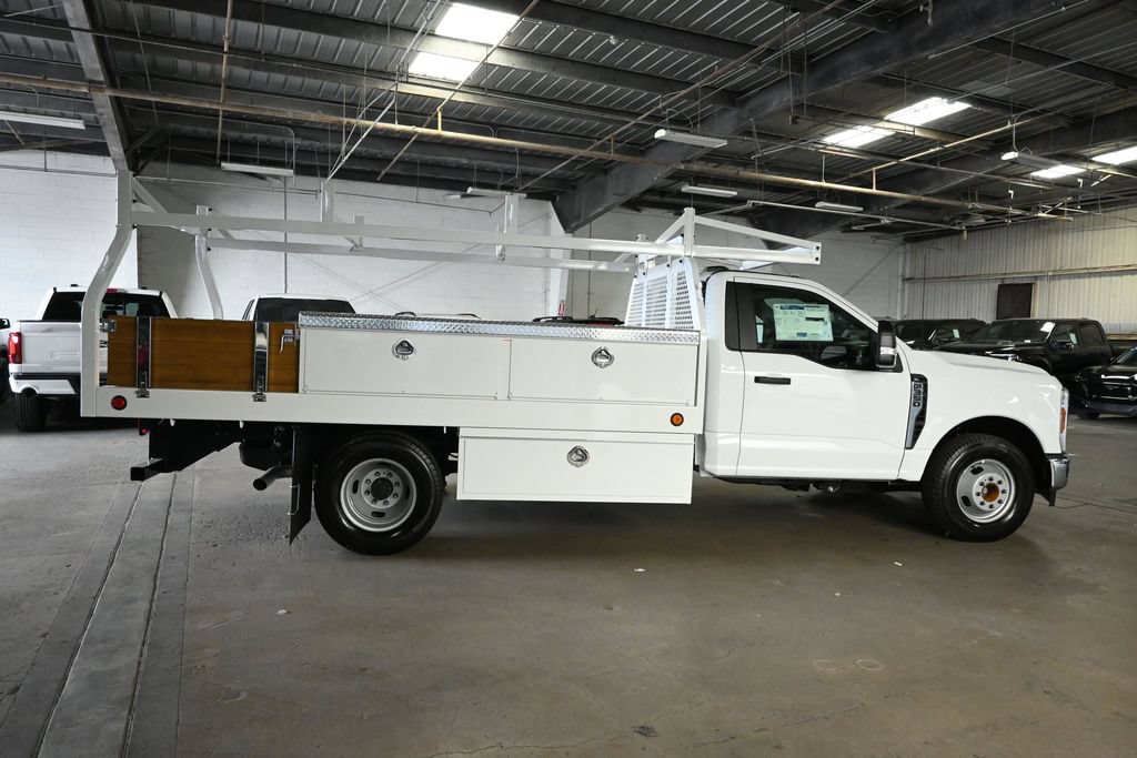 New 2026 Ford F350 XL w/ XL Chrome Package RWD image 10