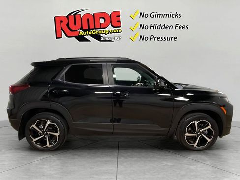 Used 2023 Chevrolet TrailBlazer RS w/ Sun and Liftgate Package image 7