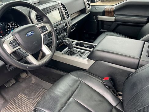 Used 2018 Ford F150 Lariat w/ Equipment Group 502A Luxury image 12