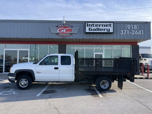 Used 2005 Chevrolet Silverado 3500 4x4 Extended Cab image 1