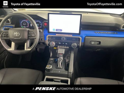 Used 2026 Toyota Tacoma TRD Off-Road w/ TRD Off Road Upgrade Package AWD/4WD image 16