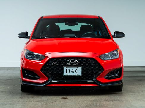 Used 2022 Hyundai Veloster N FWD image 2