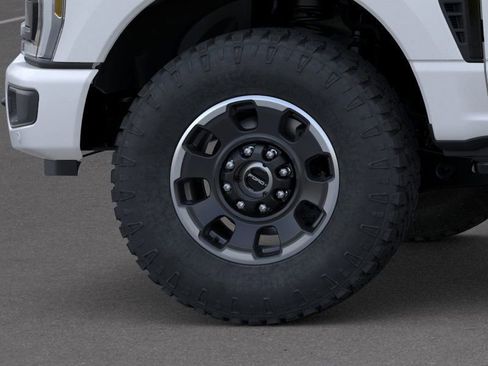 New 2026 Ford F350 Platinum w/ Tremor Off-Road Package image 19