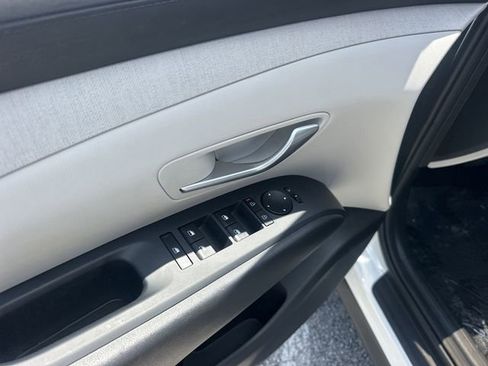 Certified 2025 Hyundai Tucson SEL FWD image 21
