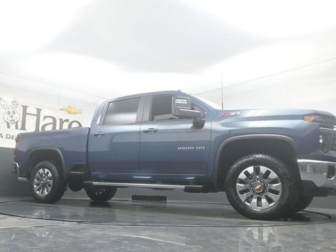 New 2026 Chevrolet Silverado 2500 LT AWD/4WD image 2