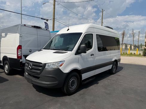 Used 2023 Mercedes-Benz Sprinter 1500 image 20