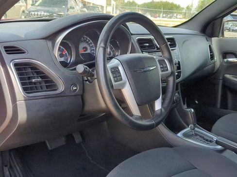 Used 2012 Chrysler 200 Touring image 10