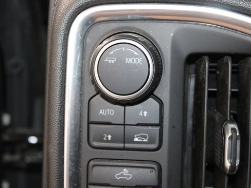 Used 2020 Chevrolet Silverado 1500 LT AWD/4WD image 26