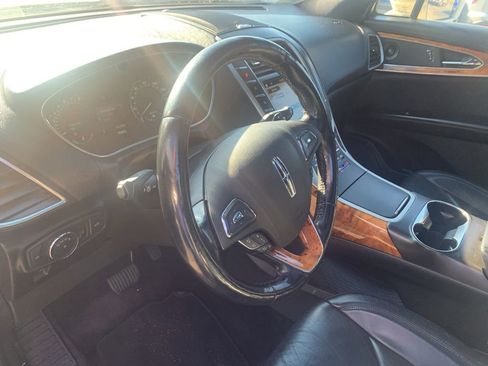 Used 2016 Lincoln MKX Reserve w/ Driver Assistance Package image 16