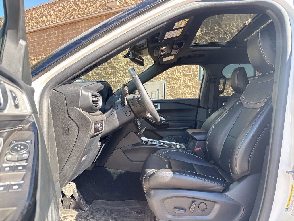 Used 2023 Ford Explorer ST w/ Equipment Group 401A AWD/4WD image 10