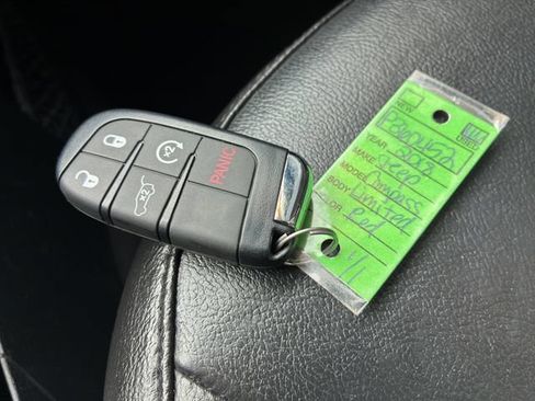 Used 2018 Jeep Compass Limited AWD/4WD image 21