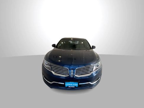 Used 2017 Lincoln MKX Reserve AWD/4WD image 3
