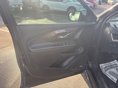 Used 2018 GMC Terrain Denali image 17