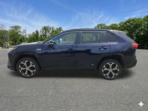 Used 2024 Toyota RAV4 XSE AWD/4WD image 5
