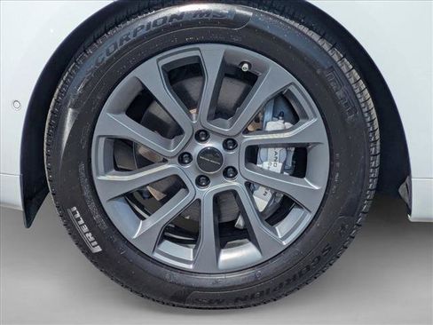 Certified 2026 Land Rover Range Rover Sport Dynamic SE AWD/4WD image 26