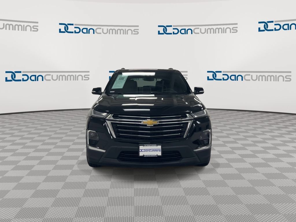 Used 2022 Chevrolet Traverse LT w/ LPO, Floor Liner Package AWD/4WD image 3