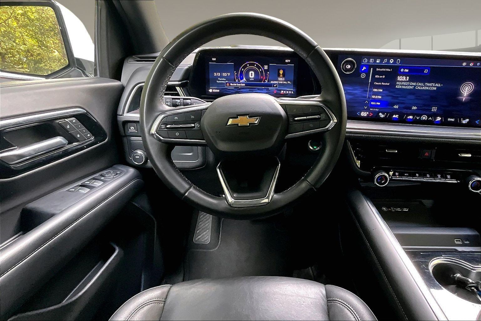 Used 2025 Chevrolet Tahoe LT RWD image 9