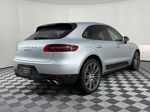 Used 2015 Porsche Macan S image 9