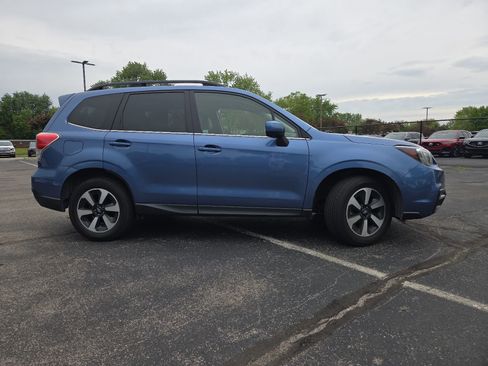 Used 2018 Subaru Forester 2.5i Limited AWD/4WD image 3