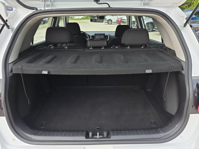 Used 2025 Hyundai Venue SEL FWD image 25