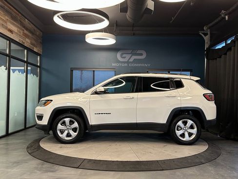 Used 2021 Jeep Compass Latitude AWD/4WD image 6