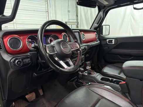 Used 2022 Jeep Wrangler Unlimited Rubicon w/ Cold Weather Group image 13