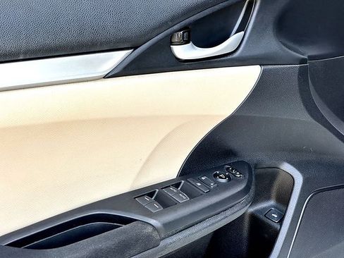 Used 2017 Honda Civic LX image 11
