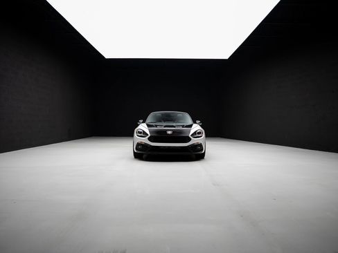 Used 2019 FIAT 124 Spider Abarth w/ Convenience Group RWD image 83