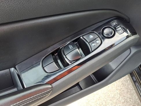 Used 2023 Nissan Altima 2.5 SV image 15