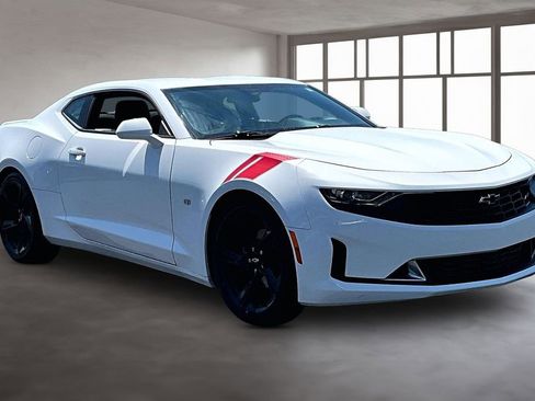 Used 2021 Chevrolet Camaro LT w/ RS Package RWD image 13