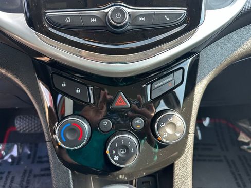 Used 2019 Chevrolet Sonic LT FWD image 24